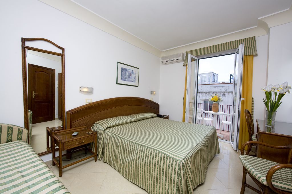 Casthotels Punta Del Sole Terme Forio di Ischia Esterno foto