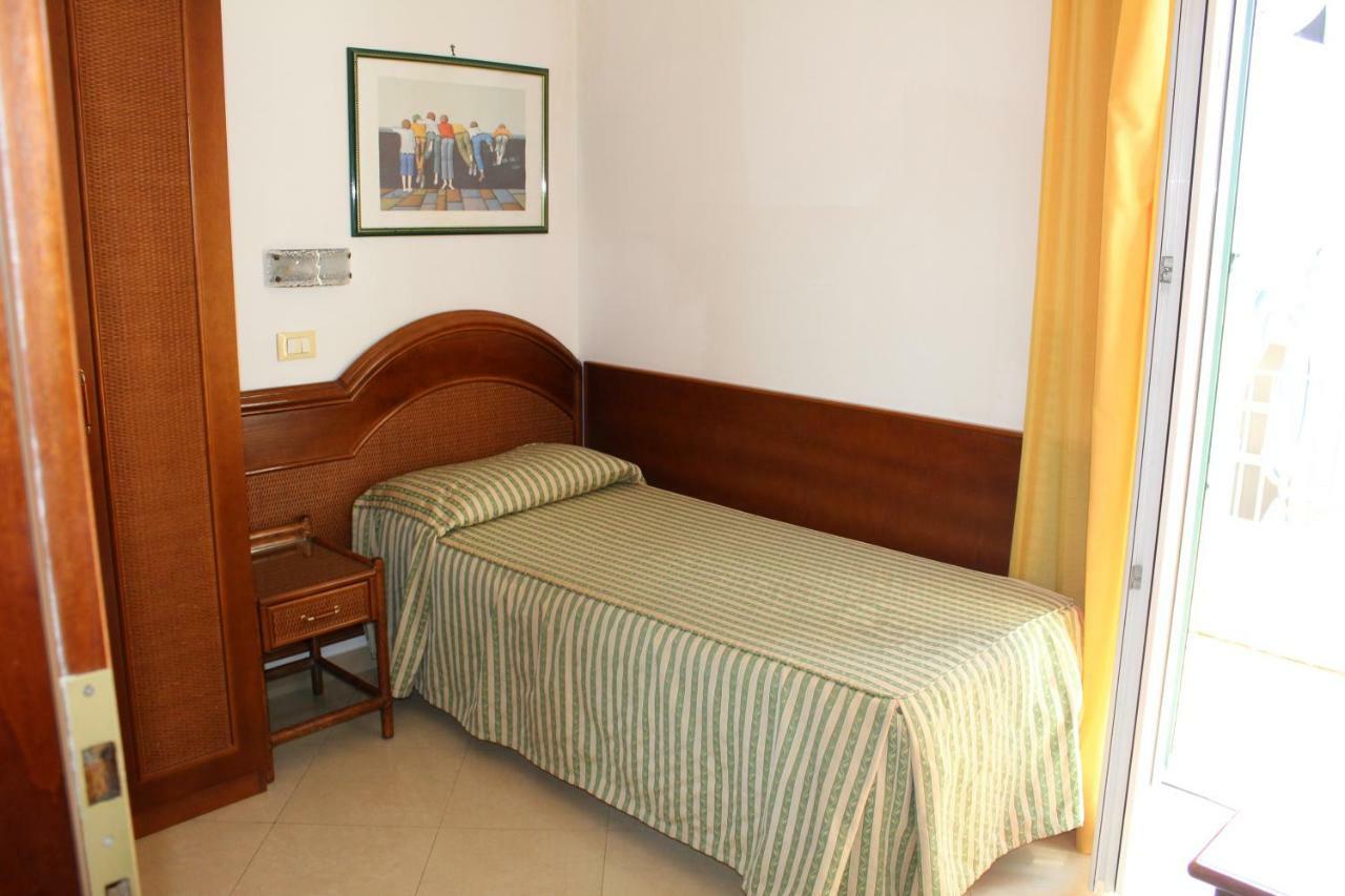 Casthotels Punta Del Sole Terme Forio di Ischia Esterno foto